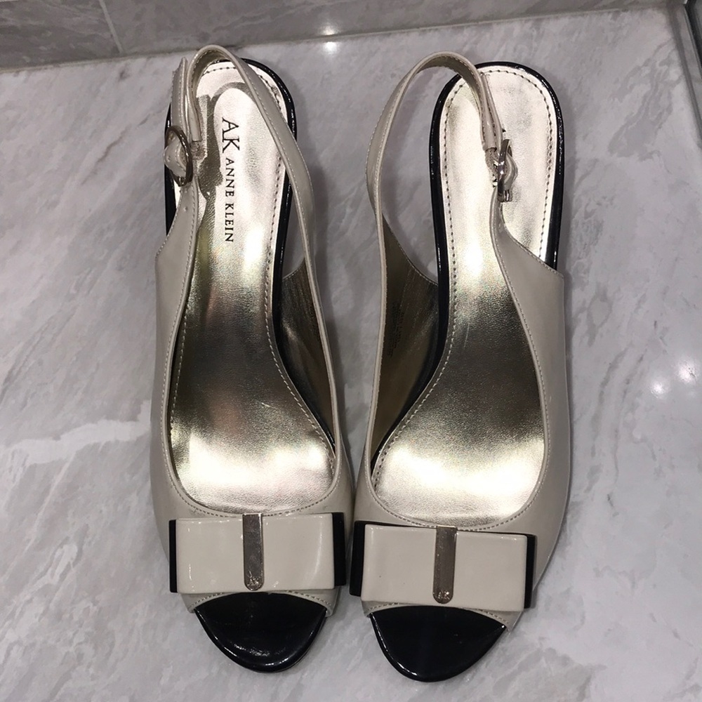 Anne Klein shoes 9.5